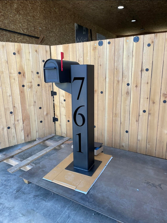 Custom Mailbox Post